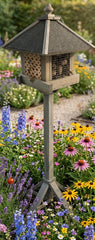 Insectenhotel op Standaard - FSC-hout - Bitumen Dakje – 123 cm